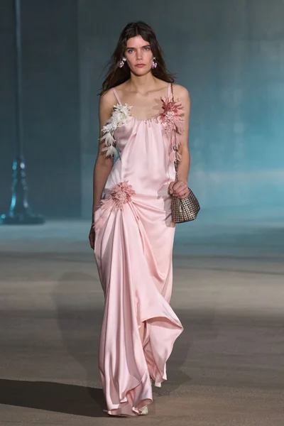 Look 5